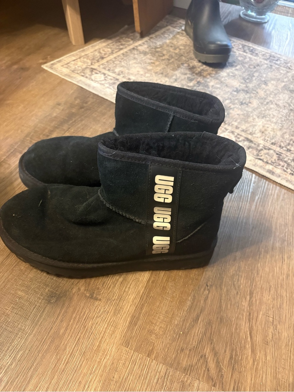 UGG Black Short Suede Boot with Branded Heel Tab